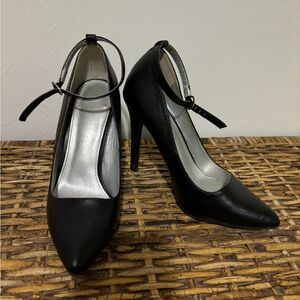 Black Pointed Toe Heels